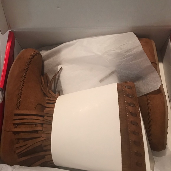 πHost Pick::Brand New Youth Girls Boots - Picture 2 of 3